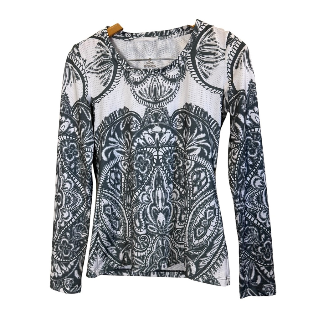 Prana Women’s Breathe Gray White Patterned Athletic Long Sleeve T sz S